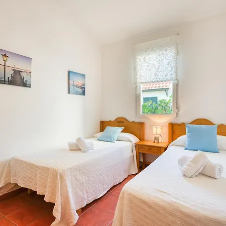 Jordi Bonita Con Piscina En Menorca! Cala en Bosch