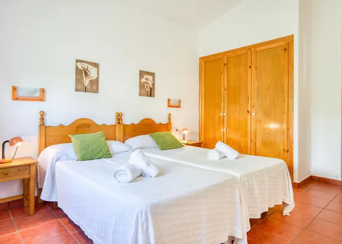 Jordi | Bonita Con Piscina En Menorca! Cala'N Bosch (Menorca)