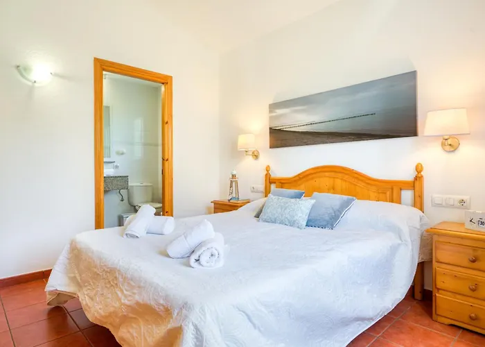 Villa Jordi | Bonita Con Piscina En Menorca!