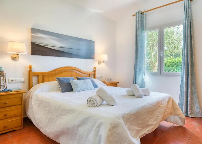 Jordi | Bonita Con Piscina En Menorca! *