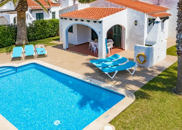 Jordi | Bonita Con Piscina En Menorca!